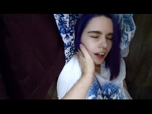 ❤️ Fant min søster i skapet og hjalp henne med å komme ❤❌ Sludder på porno no.yespornpics.ru